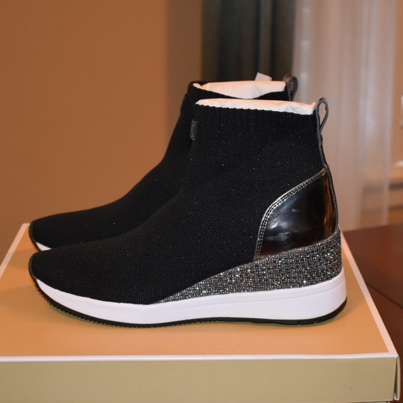 michael michael kors skyler bootie